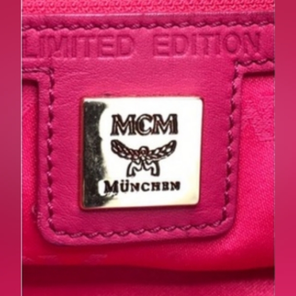 MCM Limited Edition Tote Red Great Pre-loved Condition - Picture 12 of 12